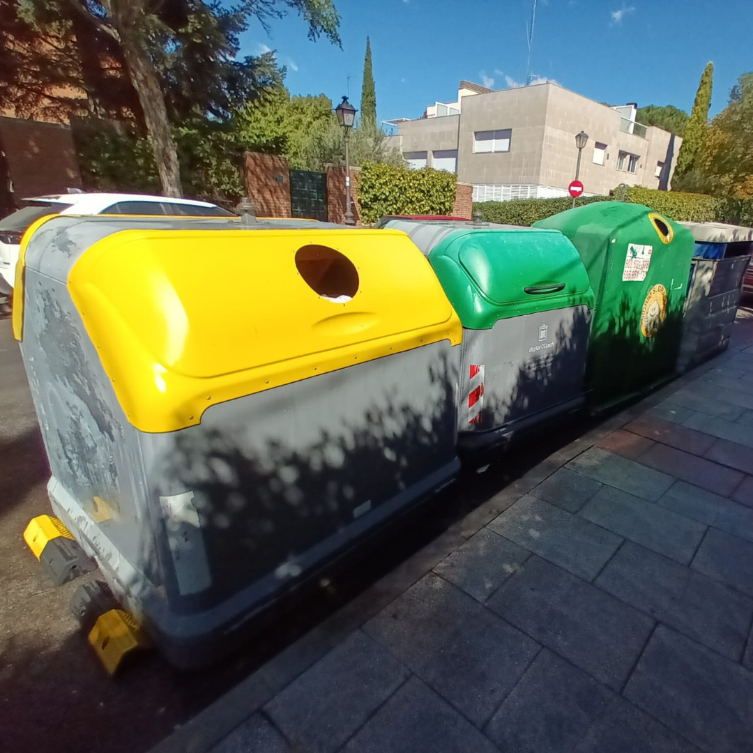 La Concejalía de Medio Ambiente de Torrelodones lleva eliminados más de 300 grafitis