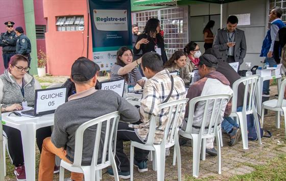 Mutiro oferta servios para pessoas em situao de rua