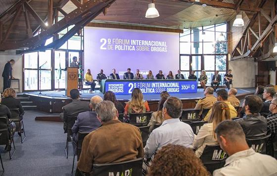 Conferncia discute polticas pblicas sobre drogas e elege conselheiros