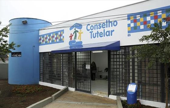 Credenciamento para a cobertura da eleio do conselheiro tutelar de Curitiba