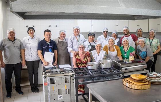 Curso de Comida de Boteco da FAS atrai interessados em empreender em Curitiba