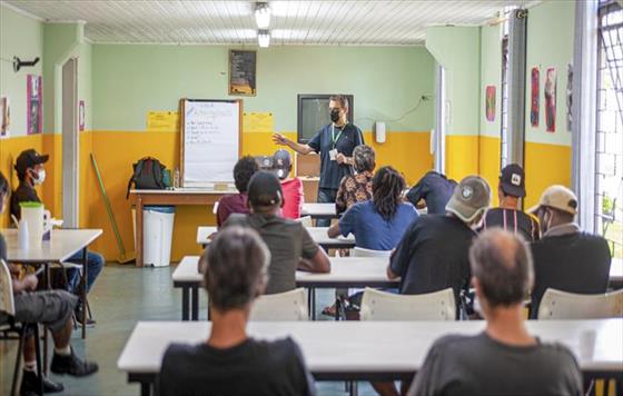 Liceu abre cursos gratuitos de beleza e manuteno de eletrodomsticos