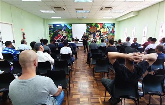 Processo seletivo no Tatuquara oferta 150 vagas de trabalho