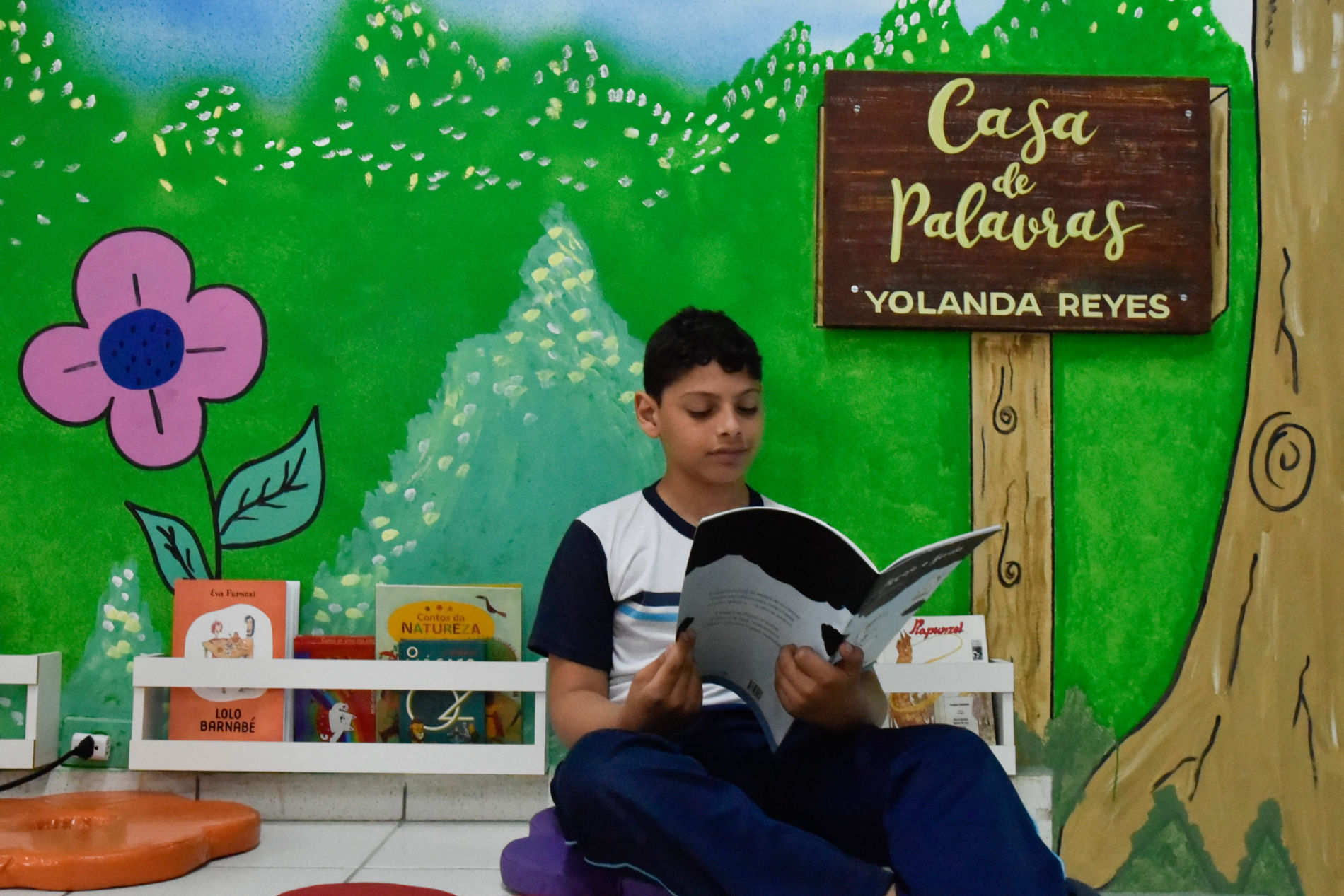 EMEB Profª Isabel Oliveira inaugura a biblioteca “Casa de Palavras”