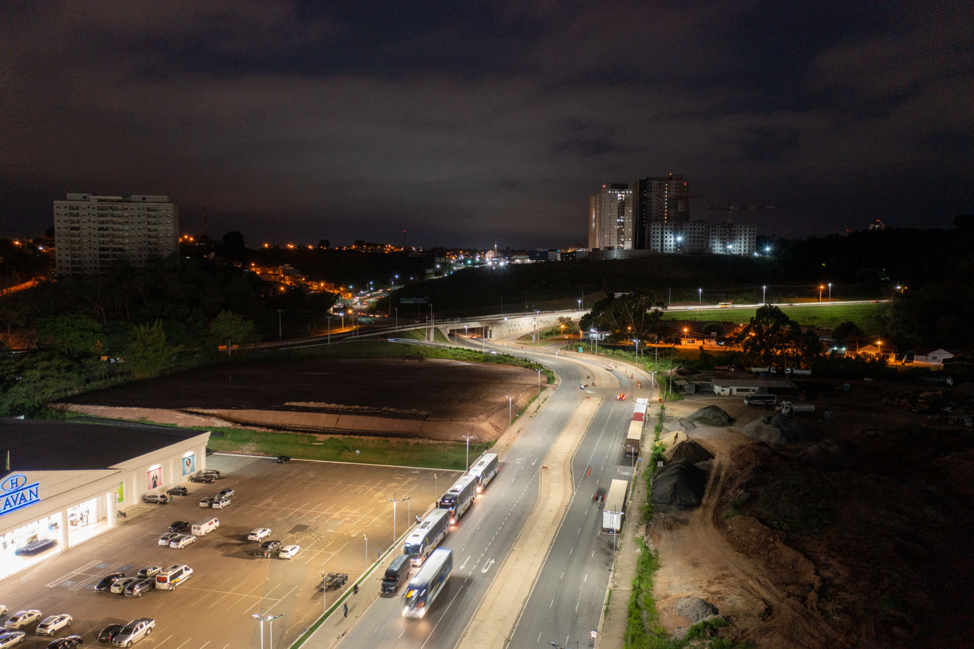 Instalação de iluminação em LED no Complexo Viário da Região Sul é iniciada