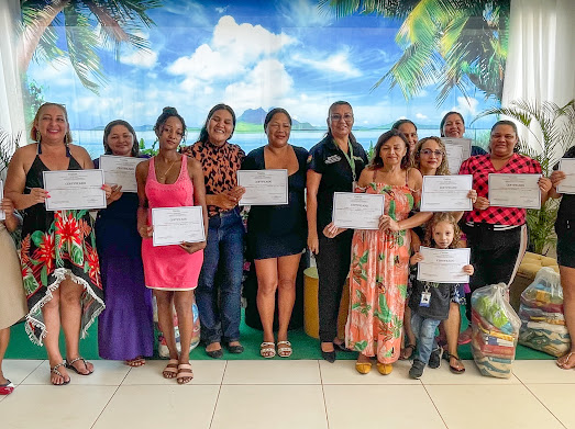 Prefeitura encerra projeto “CrasAmorTEApoia” no Conjunto Macapaba com entrega de certificados – Prefeitura Municipal de Macapá