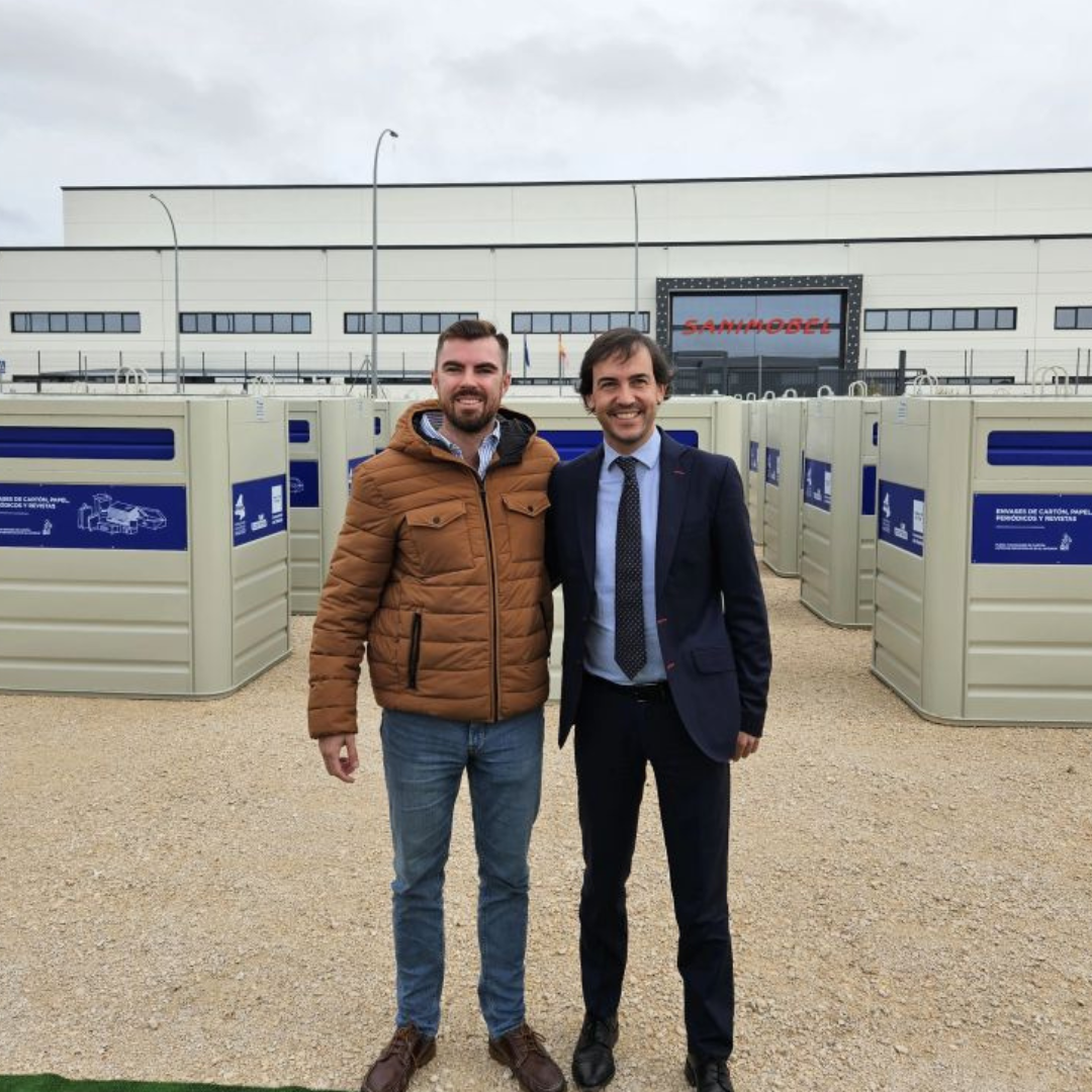 Torrelodones recibirá siete nuevos contenedores para reciclado de papel y cartón